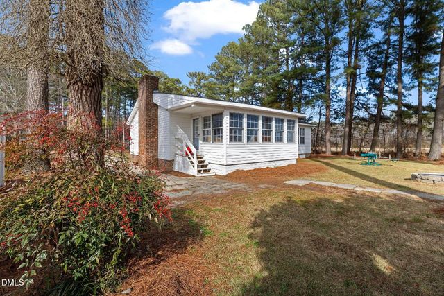 3838 Longleaf Drive NE, Elm City, NC 27822