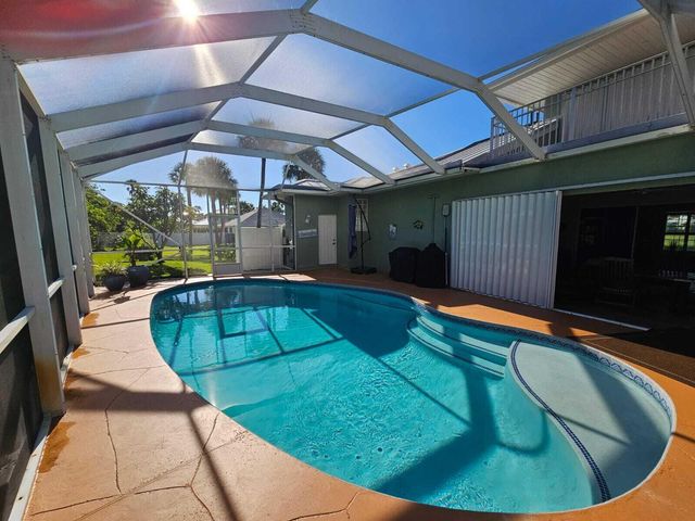 8289 SE PILOTS COVE Terrace, Hobe Sound, FL 33455