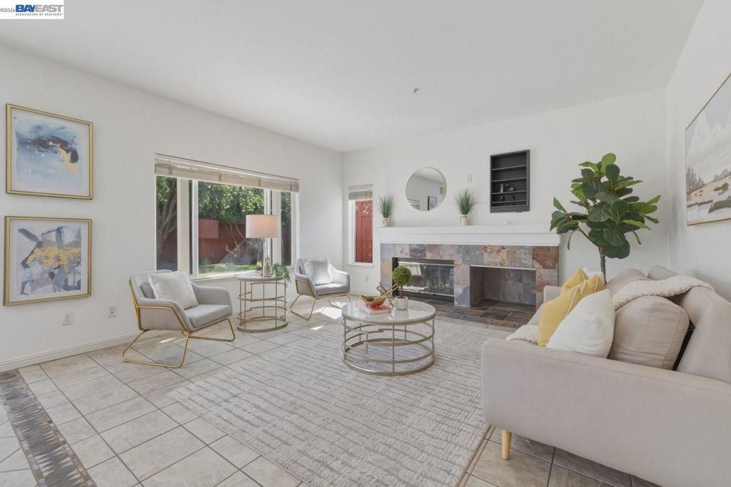 Image 14 of property listing at 5689 Mollie Cir, Livermore, CA 94551