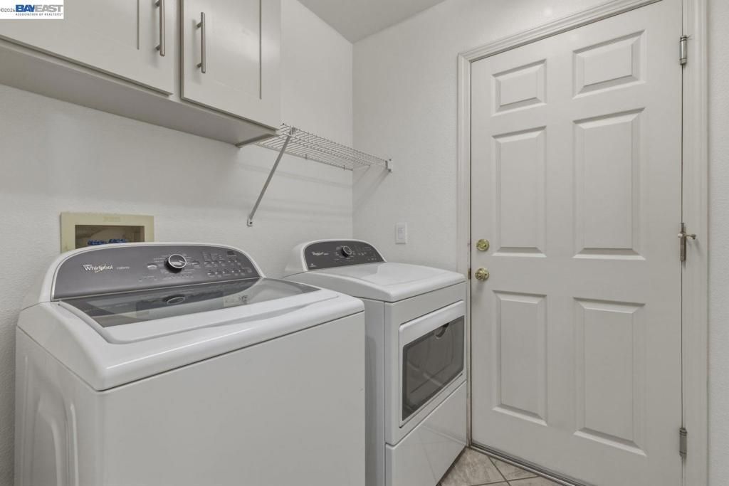 Image 22 of property listing at 5689 Mollie Cir, Livermore, CA 94551