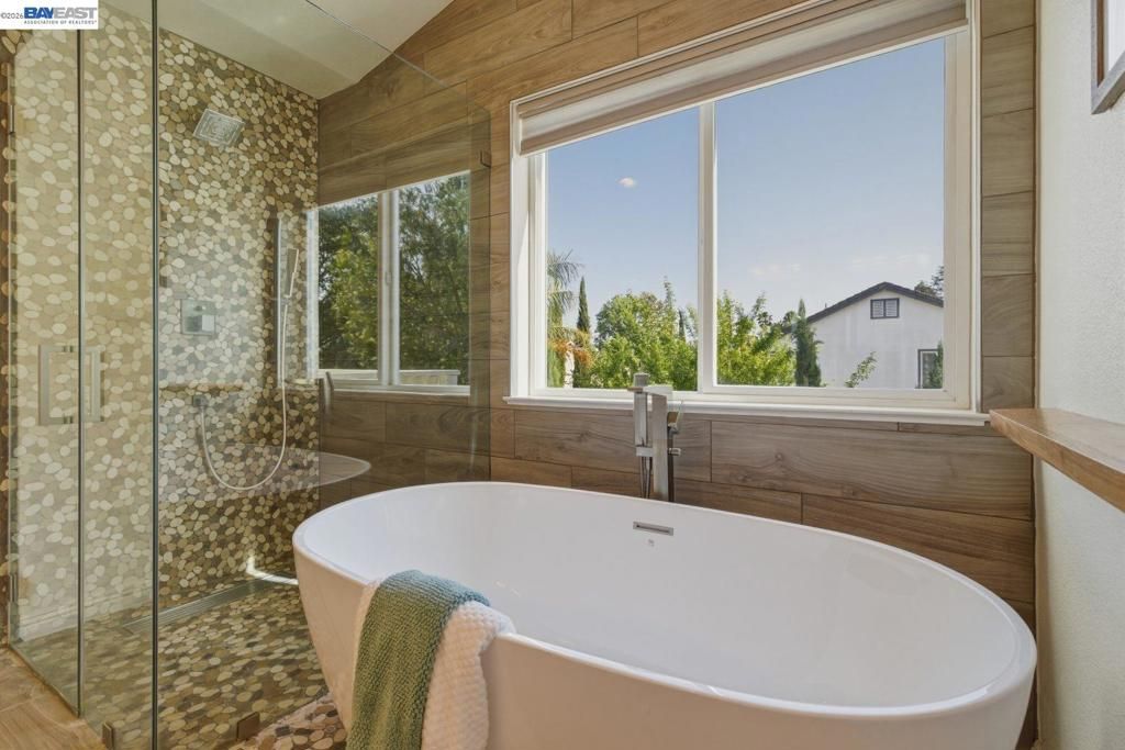 Image 29 of property listing at 5689 Mollie Cir, Livermore, CA 94551