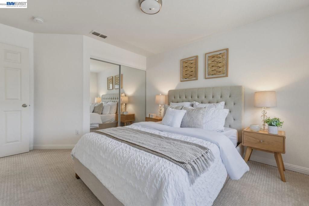 Image 34 of property listing at 5689 Mollie Cir, Livermore, CA 94551