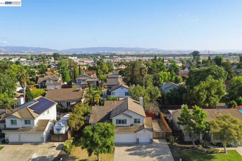 Image 47 of property listing at 5689 Mollie Cir, Livermore, CA 94551