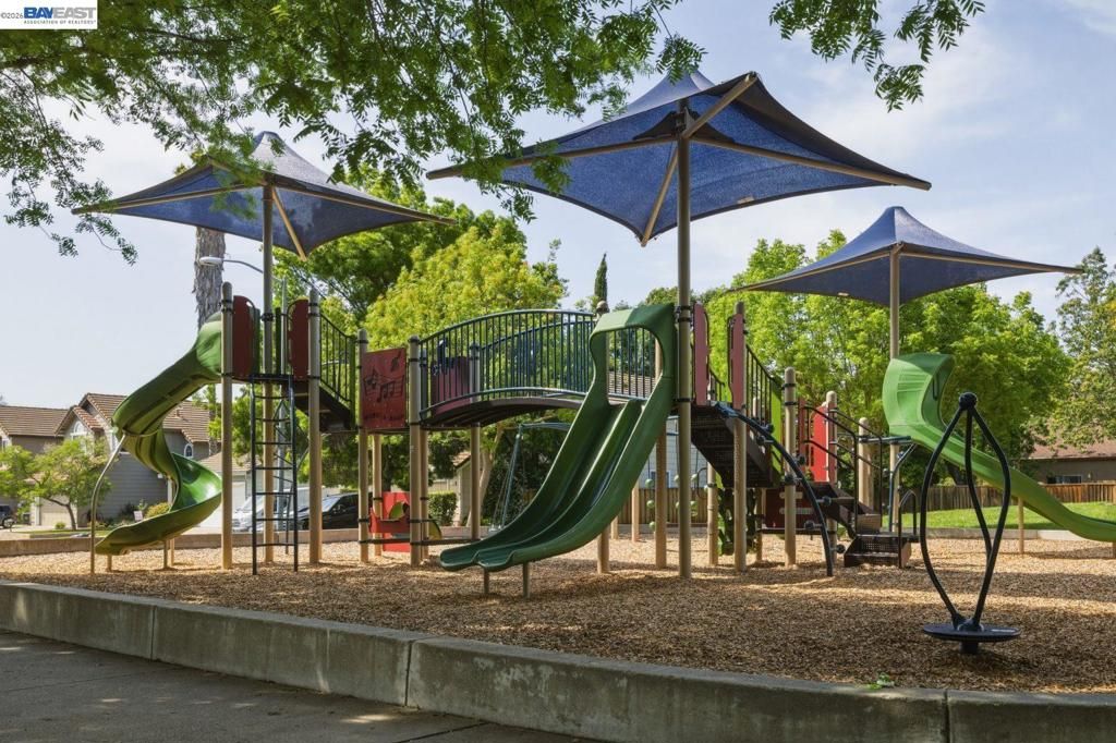 Image 49 of property listing at 5689 Mollie Cir, Livermore, CA 94551