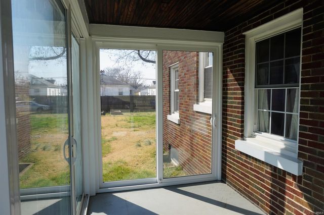 417 Bennighof Avenue, Evansville, IN 47714