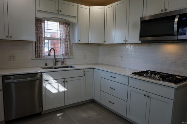 417 Bennighof Avenue, Evansville, IN 47714