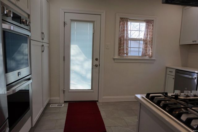 417 Bennighof Avenue, Evansville, IN 47714