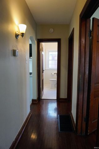 417 Bennighof Avenue, Evansville, IN 47714