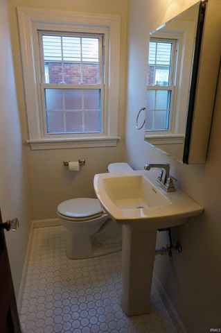 417 Bennighof Avenue, Evansville, IN 47714