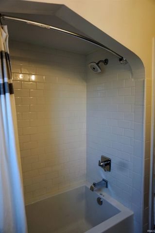 417 Bennighof Avenue, Evansville, IN 47714