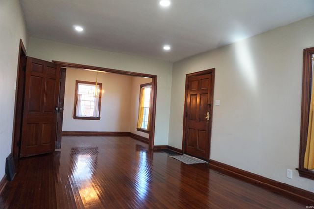 417 Bennighof Avenue, Evansville, IN 47714