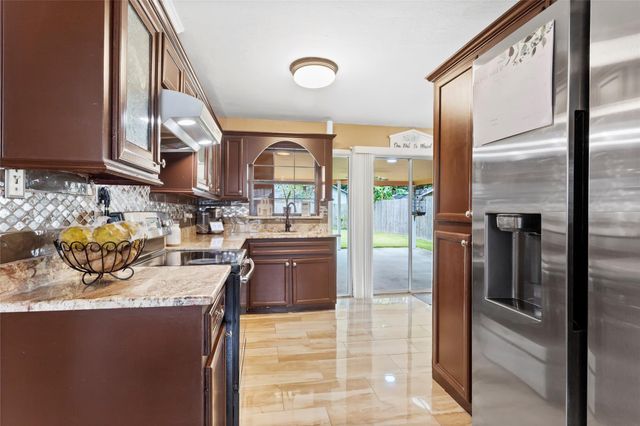 10426 Ney, Houston, TX 77034