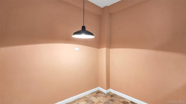 73-55 210th Street 4J, Oakland Gardens, NY 11364