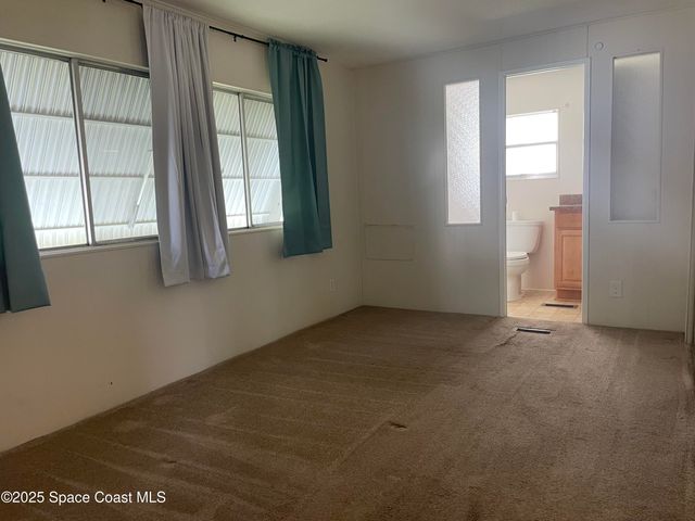 558 Marnie Circle, Melbourne, FL 32904