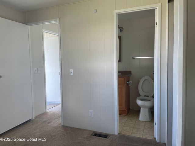 558 Marnie Circle, Melbourne, FL 32904