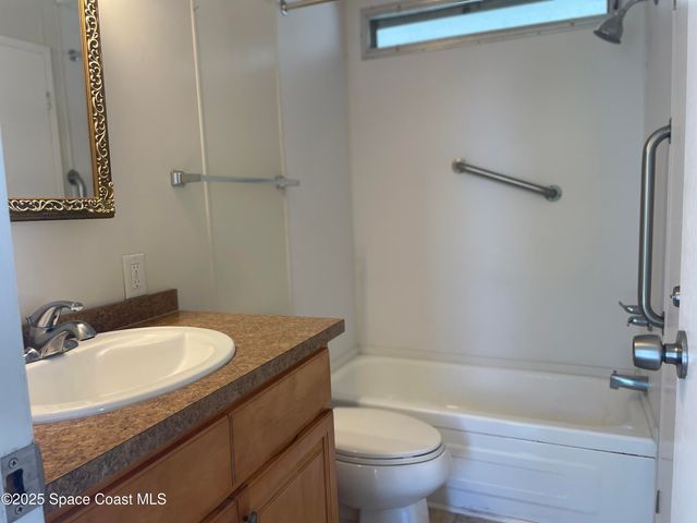 558 Marnie Circle, Melbourne, FL 32904