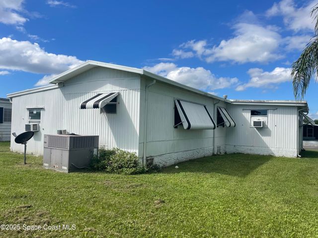 558 Marnie Circle, Melbourne, FL 32904