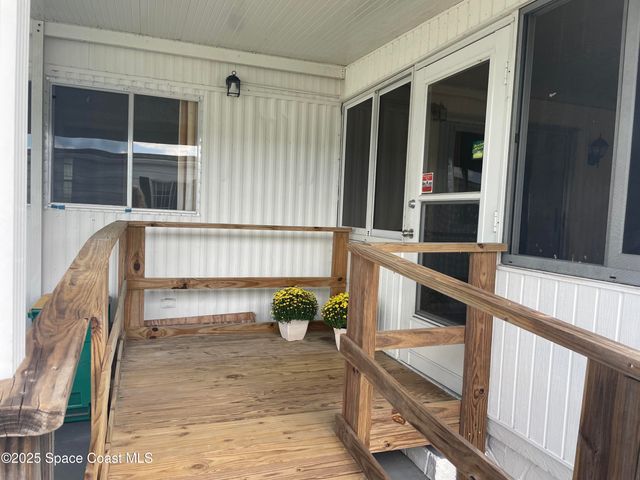 558 Marnie Circle, Melbourne, FL 32904