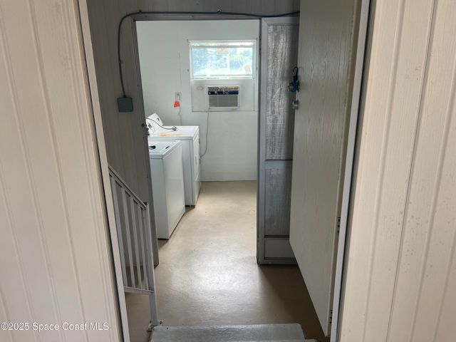 558 Marnie Circle, Melbourne, FL 32904