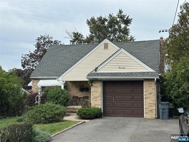 14 Sindle Avenue, Little Falls, NJ 07424