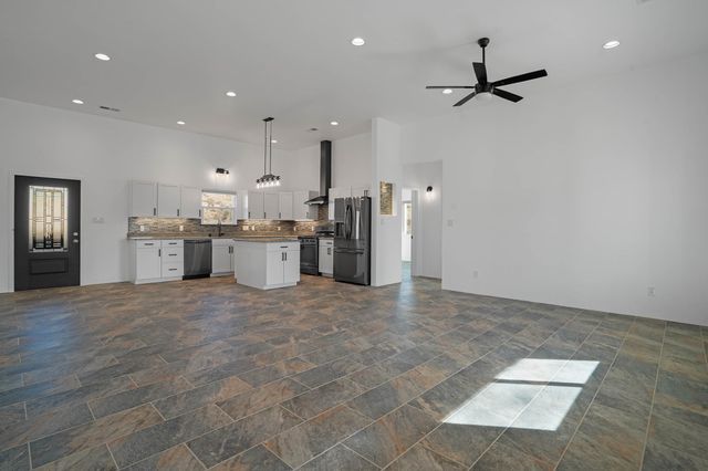 3 Cerro Circle, Lamy, NM 87540