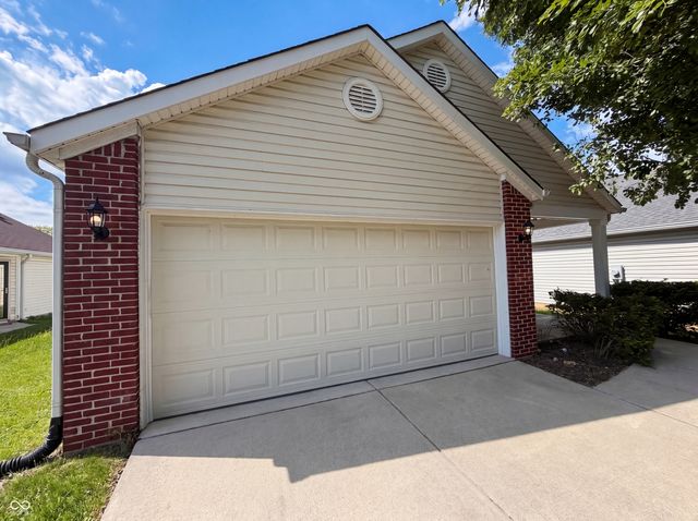 149 Gazebo Drive, Indianapolis, IN 46227