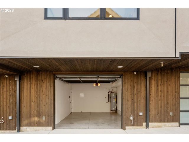 2268 Se DIVISION St, Portland, OR 97202