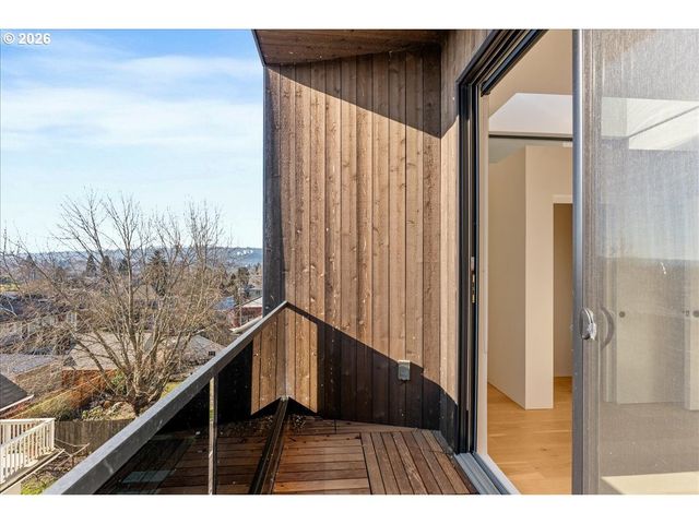 2268 Se DIVISION St, Portland, OR 97202