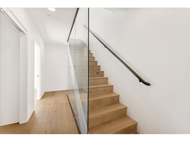 2268 Se DIVISION St, Portland, OR 97202