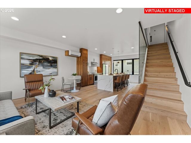 2268 Se DIVISION St, Portland, OR 97202