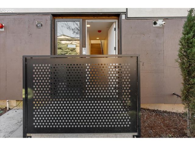 2268 Se DIVISION St, Portland, OR 97202