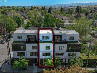 2268 Se DIVISION St, Portland, OR 97202
