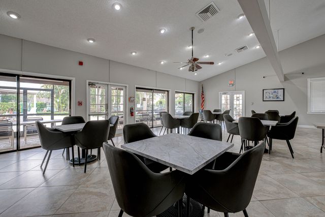 3237 Perimeter Drive 2512, Greenacres, FL 33467