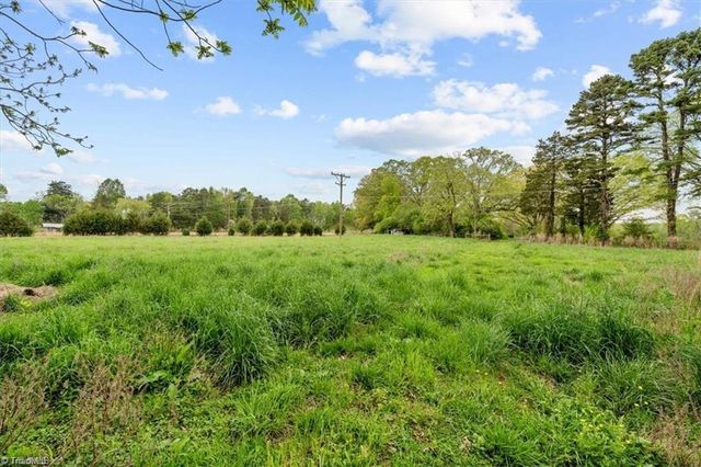 4858 Us Highway 311, Sophia, NC 27350