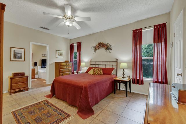 6661 Ruxton LN, Austin, TX 78749