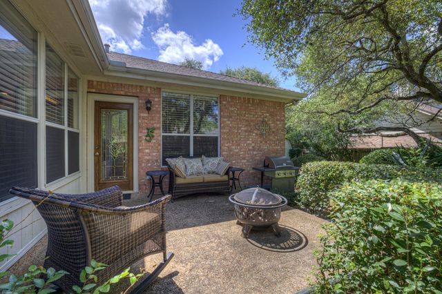 6661 Ruxton LN, Austin, TX 78749