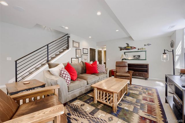 1426 S Pearl Street, Denver, CO 80210