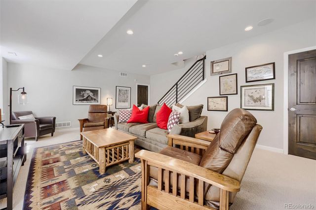 1426 S Pearl Street, Denver, CO 80210
