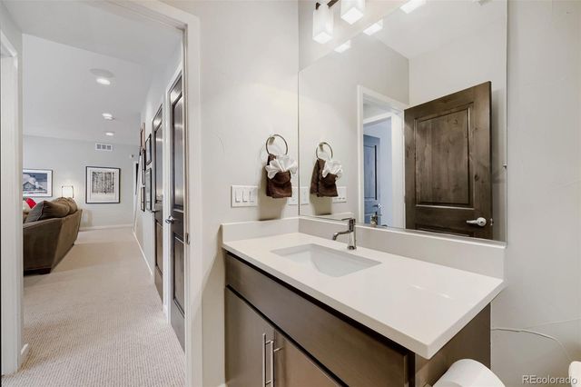 1426 S Pearl Street, Denver, CO 80210