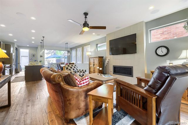 1426 S Pearl Street, Denver, CO 80210