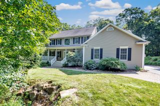 941 Constitution Boulevard North, Shelton, CT 06484