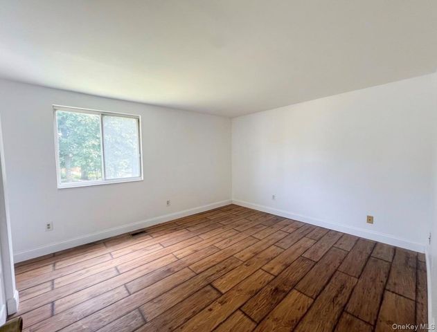 10 Victor Road, Beacon, NY 12508