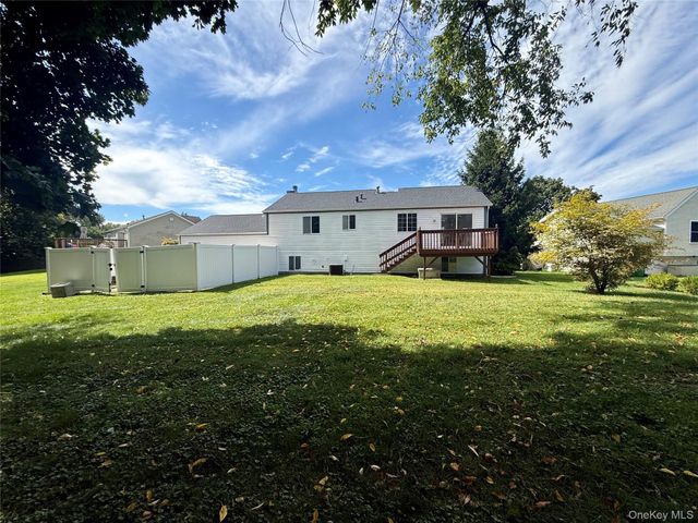 10 Victor Road, Beacon, NY 12508