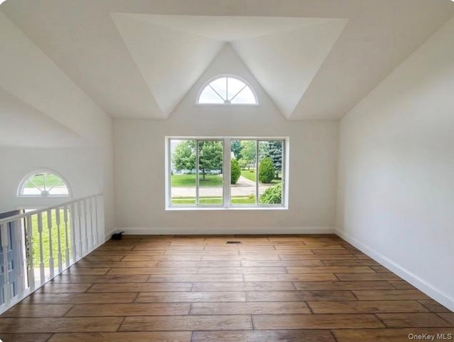 10 Victor Road, Beacon, NY 12508