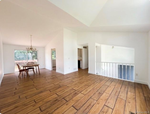 10 Victor Road, Beacon, NY 12508
