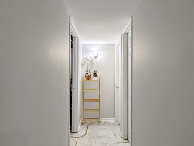 8616 Hickory Avenue, Crystal Lake, IL 60014