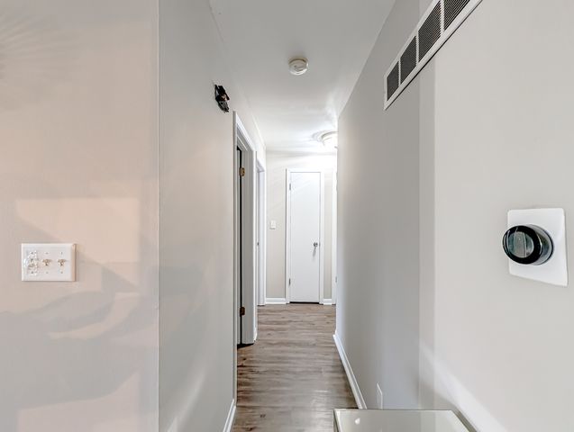 8616 Hickory Avenue, Crystal Lake, IL 60014