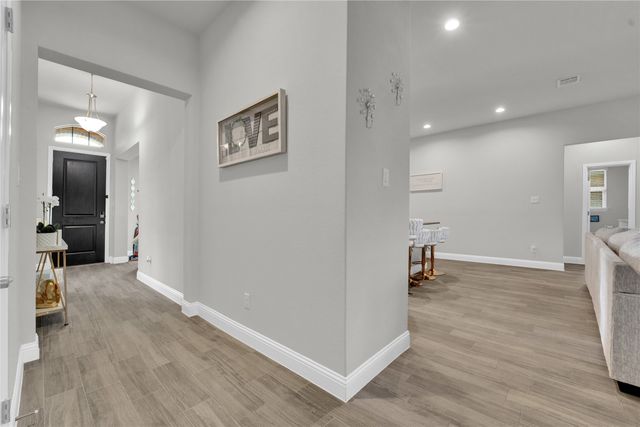 10619 Cherry Tree Way, Grand Prairie, TX 76065