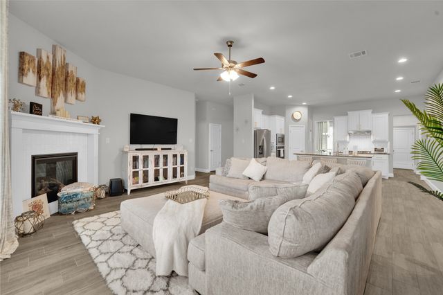 10619 Cherry Tree Way, Grand Prairie, TX 76065