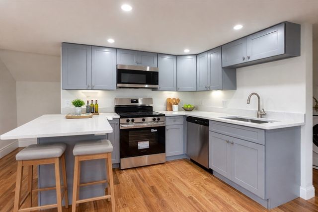 00 Newbury Ave 3, Quincy, MA 02171